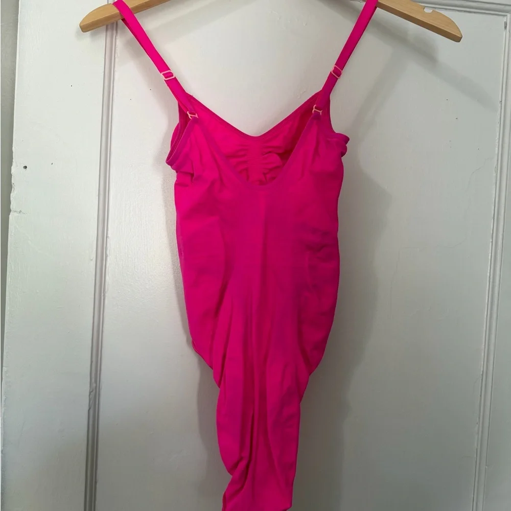 SKIMS Vibrant Pink Shapewear Bodysuit - Picture 2 of 2